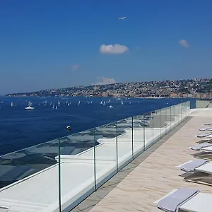 Grand Vesuvio Hotel Neapel