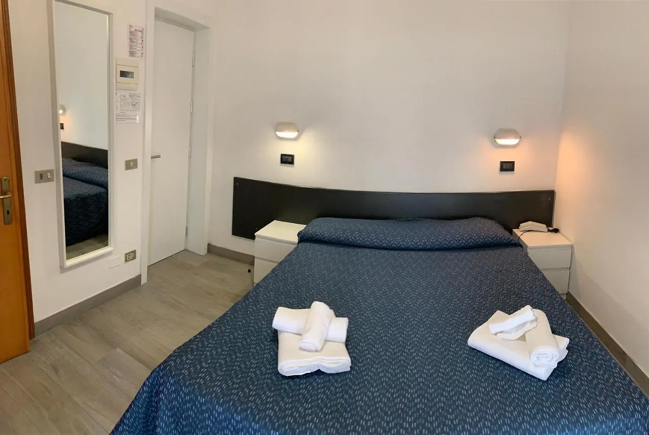 Hotel Marylise Rimini 3*,
