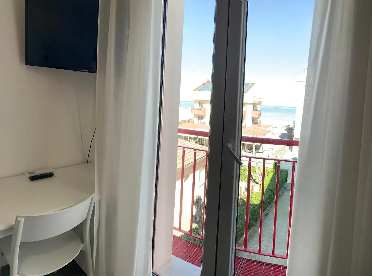 Hotel Marylise Rimini 3*,