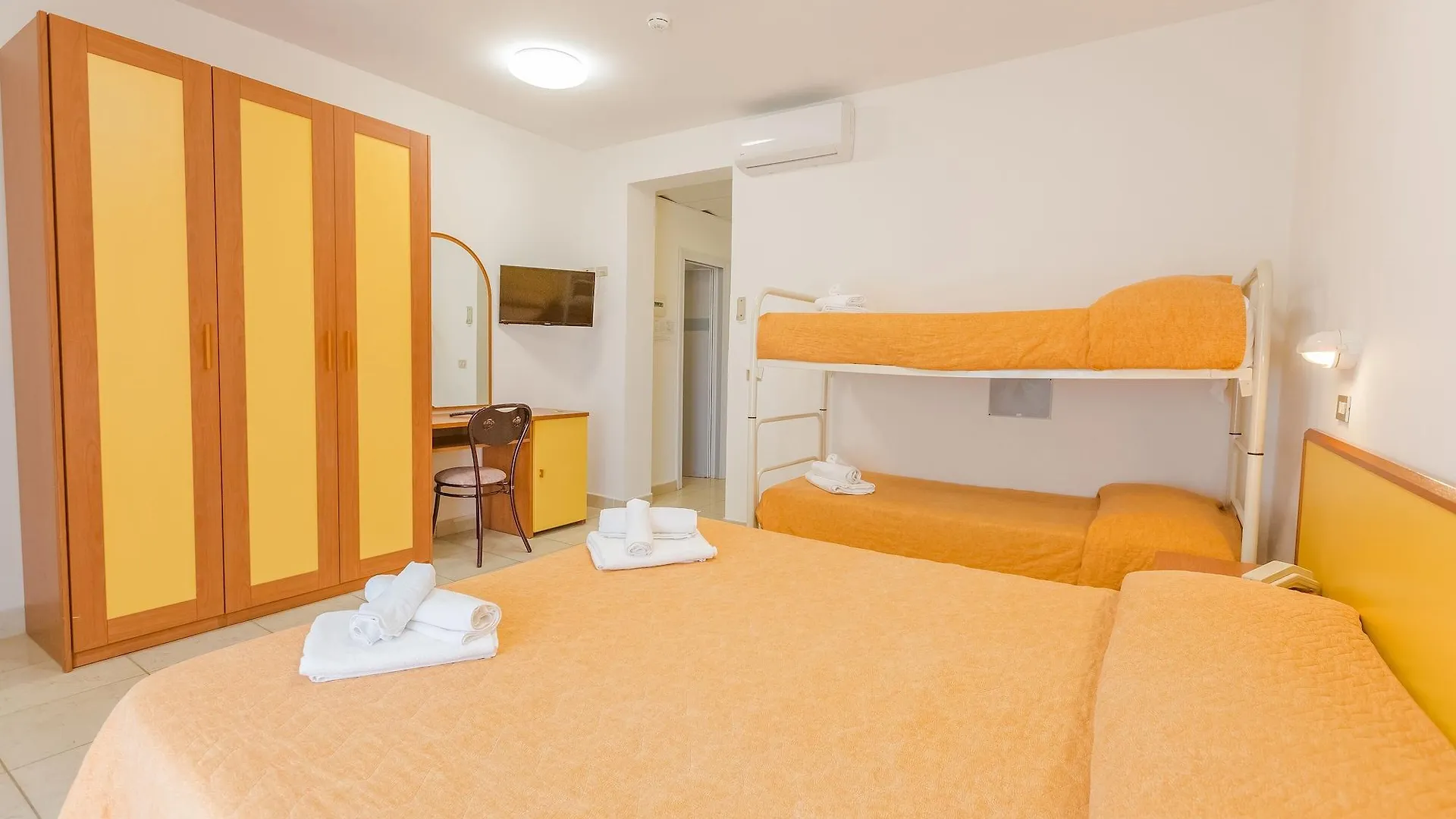 Hotel Marylise Rimini 3*,
